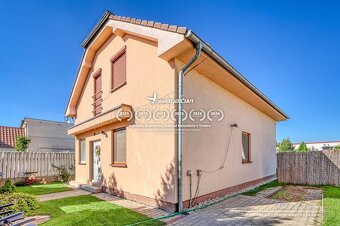 REZERVOVANÉ 5 izbový poschodový drevodom v obci Cífer - 14