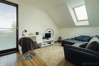 Na predaj 4 izb dom v Poproči s krbom, terasou a garážou - 14