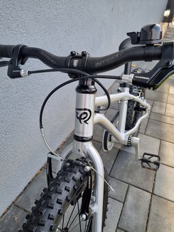 Detský bicykel Early Rider Seeker 16 - 14