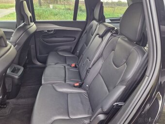 Volvo XC90 2.0 B5 Drive-E Momentum Pro AWD A/T 7m - 14