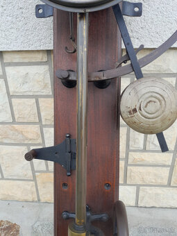 Stroj na testování pružnosti příze. John Nesbitt ltd Manches - 14