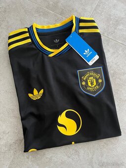Manchester United - 14