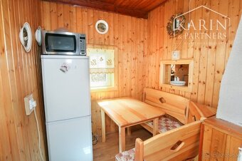 Priamo pri lese zrekonštruovaná chata s výnimočným výhľadom - 14