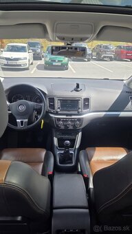 Volkswagen Sharan 2.0 TDI BMT Highline 4MOTION - 14
