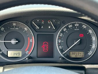 Škoda Superb 2.0 TDI Comfort DPF - 14