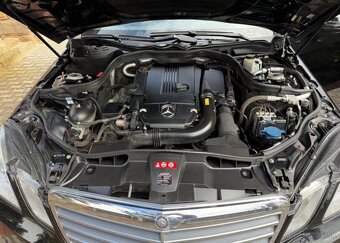 Mercedes-Benz Třídy E E 200/ 1,8i , Tažné , combi benzín - 14