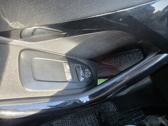 Peugeot 208 1.2 PureTech Active - 14