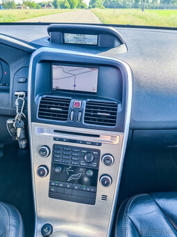 Volvo XC60 2.4 D - 14