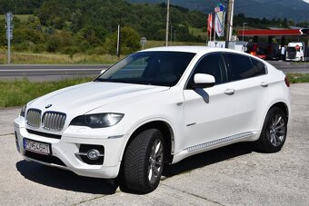 BMW X6 xDrive 50i - 14