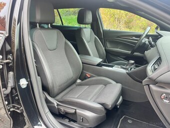 Insignia Country Tourer 2,0 Bi-turbo 210k,4x4,AUT,ČR,DPH,1.M - 14