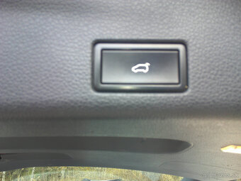 Volkswagen Sharan 2.0 TDI Comfortline DSG - 14