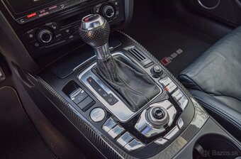 Audi RS5 V8 quattro - 14