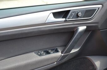 Volkswagen Golf Sportsvan 2,0 TDi AT6 Highline - 14