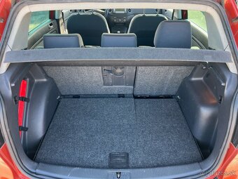 VW Golf + 1.9 TDI diesel, 77kW, MT/6, rok:08.2006. - 14