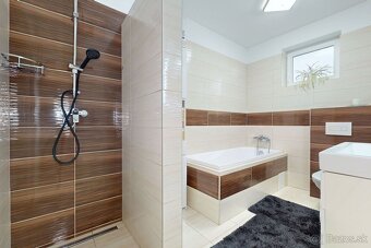 Na predaj krásny samostatne stojací 4-izbový rodinný dom v - 14