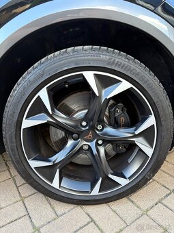 Predám CUPRA FORMENTOR VZ 1.4 TSI eHybrid 245k - 14