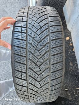 Zimne kolesa Audi E-tron 5x112 r19 255/55 r19 - 14