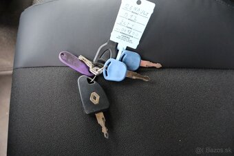 RENAULT D12 EU6–Thermo KingV600MAX, manuál, hydr.čelo 1,5t - 14