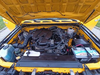 TOYOTA FJ LAND CRUISER 4,0 V6 4x4 LPG 110 000 KM 1 Majitel - 14