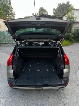 Peugeot 3008 2.0HDI Hybrid - 14