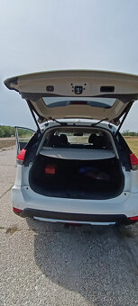 Nissan X- Trail T32 - 1,6 benzín - 14
