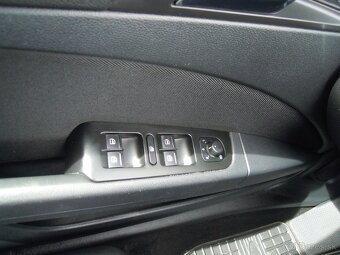 Škoda Superb 2.0TDi ROZVODY-BRZDY-SERVIS - 14