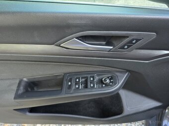 Volkswagen Golf 1.5 eTSI ACT 150k Style DSG, Mesačne: 303€ - 14