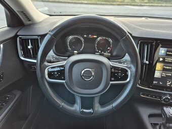 Volvo V90 D4 2.0L Momentum AWD A/T 140 kW - 14