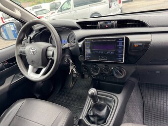 Toyota Hilux DC 2.4 I D-4D Live - 14