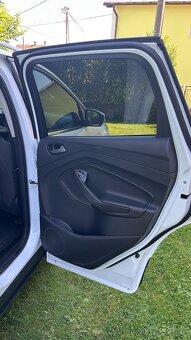 Ford Kuga 2.0 TDCi Titanium AT/6 AWD 4x4 - 14