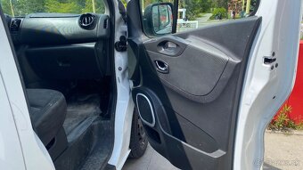 Predám Opel VIVARO - 14