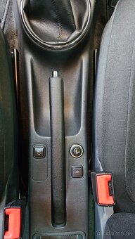 Škoda Fabia 2 kombi 1,2 HTP - 14