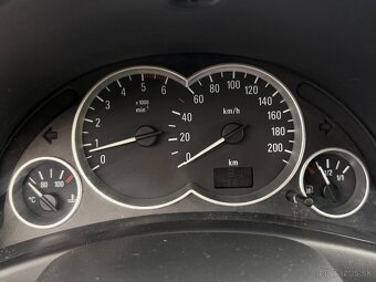 Opel Corsa 1.3 CDTI Essentia – 2004 - 14