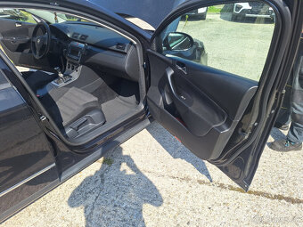 Volkswagen Passat Variant 2.0 TDI Highline - 14