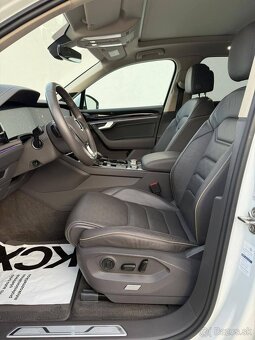 Volkswagen Touareg  R-line 3.0 TDI 210kw 4Motion Tiptronic - 14