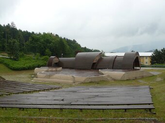 I JEDNOTLIVO  Predám pozemky v krásnom malebnom prostredí. - 14