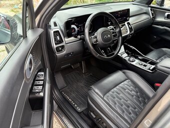 Kia Sorento 2.2 CRDi Platinum 7-miestna - 14