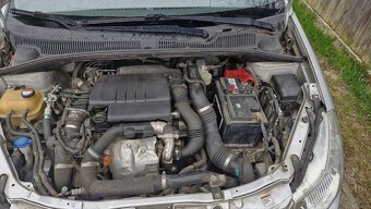 Predám na náhradné diely suzuki sx4 - 14