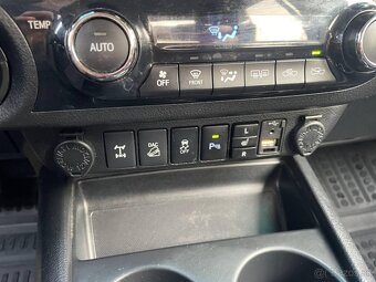 Toyota Hilux DC 2.4 I D-4D Executive A/T - 14