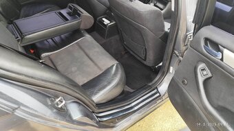 BMW E46 330xi touring 170kW 5st. manual facelift - 14