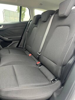 Ford Focus Kombi 1.0 EcoBoost mHEV 91kw A7 - 14