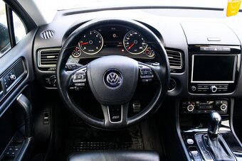Volkswagen Touareg R-Line 3.0 V6 TDI - 14