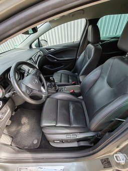 Opel Astra K Sports tourer - 14