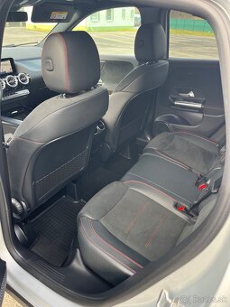 Mercedes-Benz GLA 200 D  4-Matic AMG-Sport v Záruke - 14