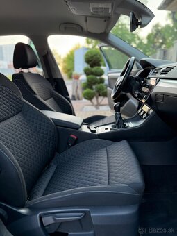 Škoda Superb Combi 2.0 TDI EVO 6-ST MANUÁL - 14
