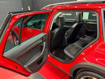 Škoda Octavia COMBI 2.0Tdi 110kw SCOUT+Led+Panorama - 14