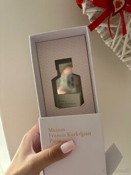 Parfum baccarat Rouge 540 - 14