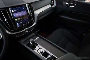 Volvo XC60 2.0 B4 mHEV Momentum A/T - 14