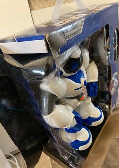 Robot na diaľkové ovládanie /Nové - 14