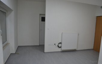 Prenájom novo zrekonštruovaných obch. priestorov v Lučenci - 14